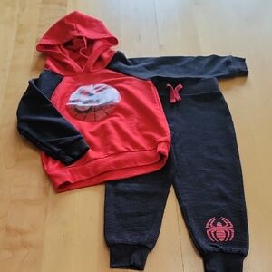 Marvel Super Hero Adventures 3T Spiderman Red Black Hoodie Pants Outfit Set